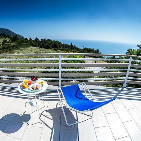 Hotel Beatrice Sirolo Bagian luar foto